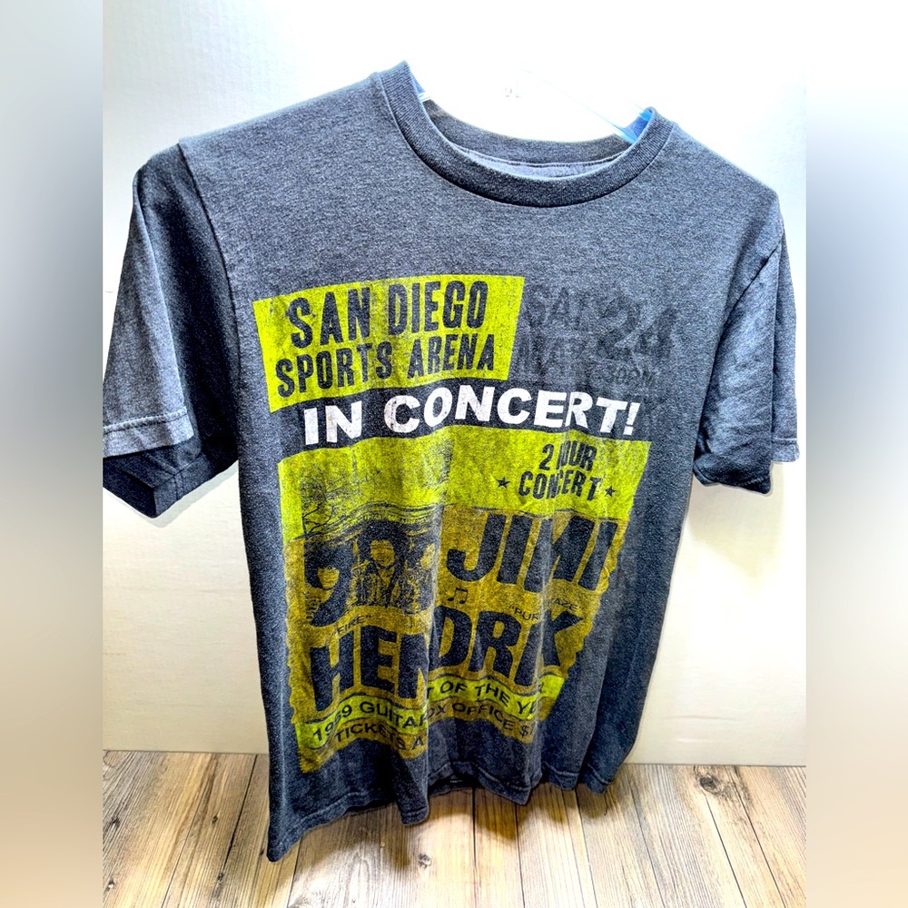 Jimi Hendrix Concert Stone Free T-Shirt San Diego Sports Arena 1969 Women’s Sm.